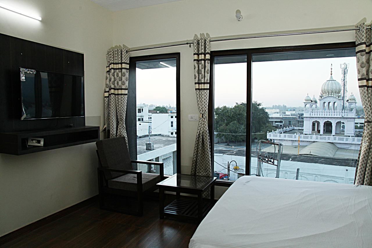 Hotel Temple View Inn Anandpur Sāhib Exterior foto
